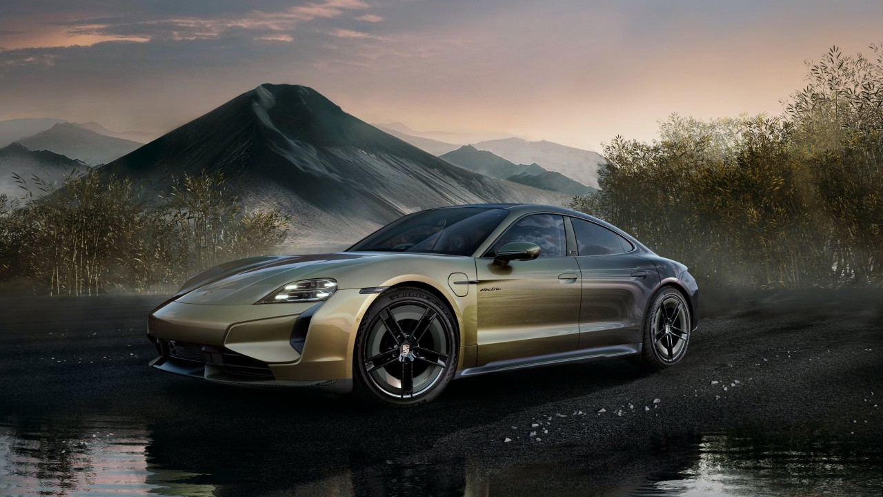 Explorez comment Porsche fusionne le luxe et le digital avec une stratégie marketing innovante